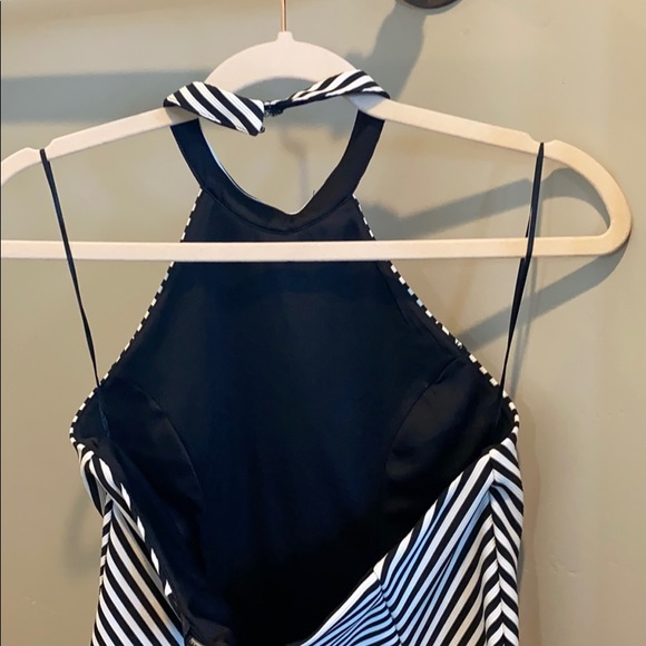 Guess peplum top - Picture 3 of 4